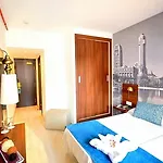 Adonis Plaza 3* سانتا كروز دي تينيريف