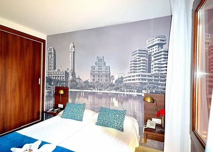 Adonis Plaza ホテル サンタクルスデテネリフェ