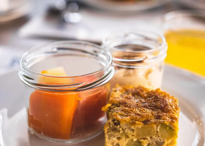 Adonis Plaza ホテル